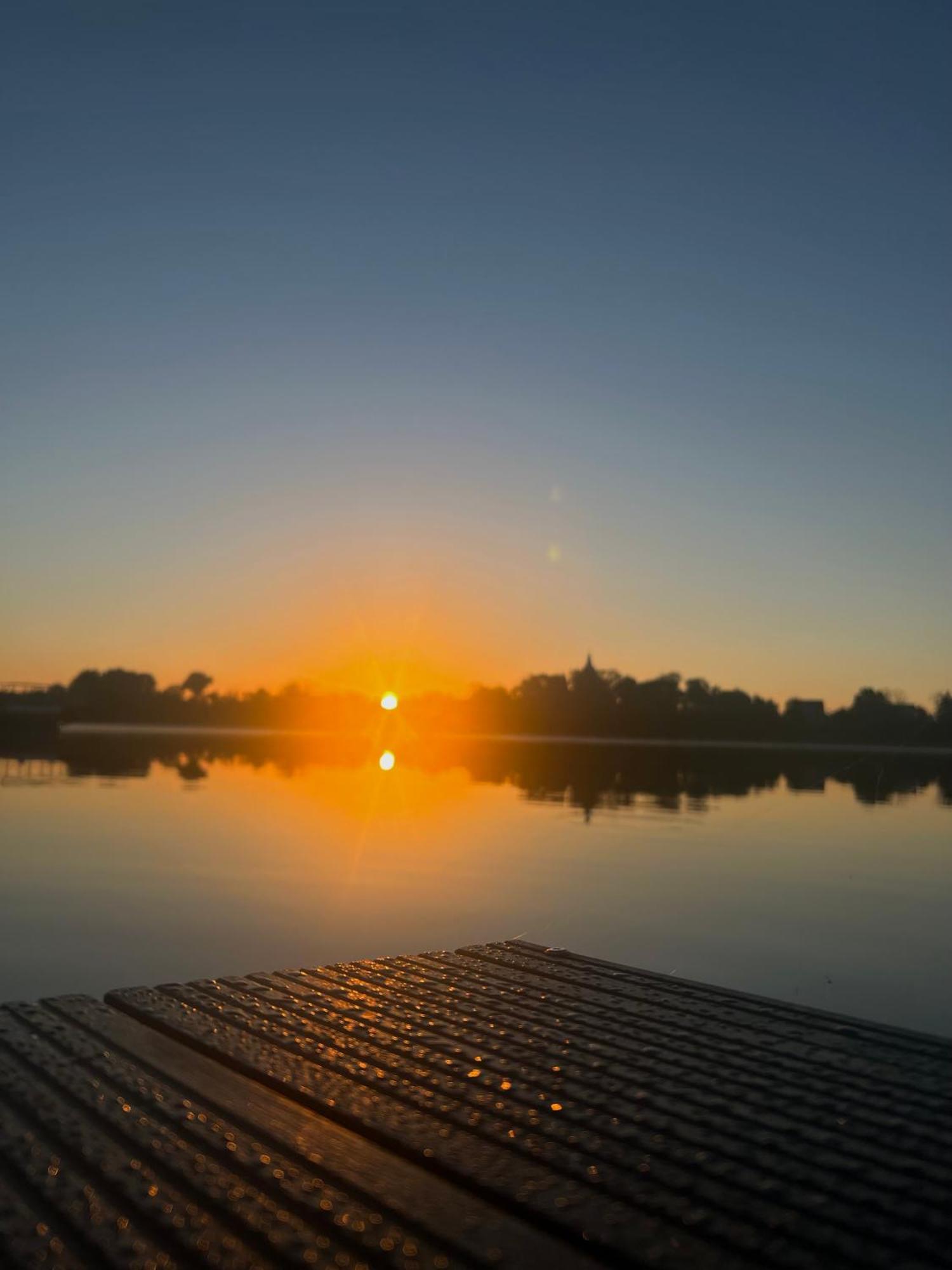 Hotel Mikorzyn Ślesin Kültér fotó